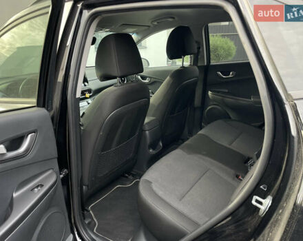 Черный Хендай Kona, объемом двигателя 0 л и пробегом 34 тыс. км за 19800 $, фото 45 на Automoto.ua