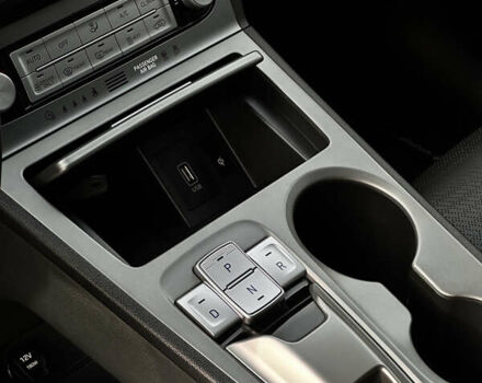 Черный Хендай Kona, объемом двигателя 0 л и пробегом 64 тыс. км за 22000 $, фото 10 на Automoto.ua