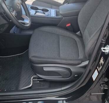 Черный Хендай Kona, объемом двигателя 0 л и пробегом 49 тыс. км за 17699 $, фото 7 на Automoto.ua