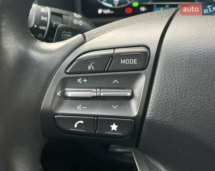 Черный Хендай Kona, объемом двигателя 0 л и пробегом 34 тыс. км за 19800 $, фото 71 на Automoto.ua