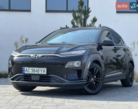 Чорний Хендай Kona, об'ємом двигуна 0 л та пробігом 100 тис. км за 16999 $, фото 9 на Automoto.ua