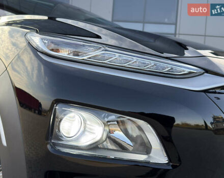 Черный Хендай Kona, объемом двигателя 0 л и пробегом 137 тыс. км за 16800 $, фото 36 на Automoto.ua