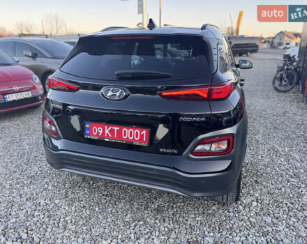 Черный Хендай Kona, объемом двигателя 0 л и пробегом 84 тыс. км за 17789 $, фото 12 на Automoto.ua