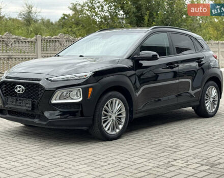 Чорний Хендай Kona, об'ємом двигуна 2 л та пробігом 80 тис. км за 16950 $, фото 3 на Automoto.ua