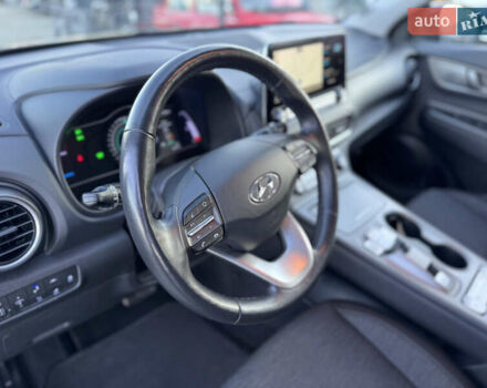 Черный Хендай Kona, объемом двигателя 0 л и пробегом 84 тыс. км за 17789 $, фото 31 на Automoto.ua