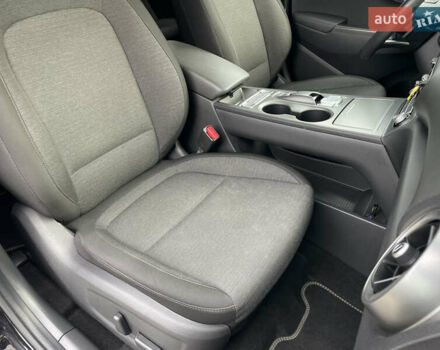 Черный Хендай Kona, объемом двигателя 0 л и пробегом 34 тыс. км за 19800 $, фото 62 на Automoto.ua