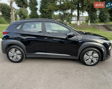 Черный Хендай Kona, объемом двигателя 0 л и пробегом 101 тыс. км за 15500 $, фото 3 на Automoto.ua