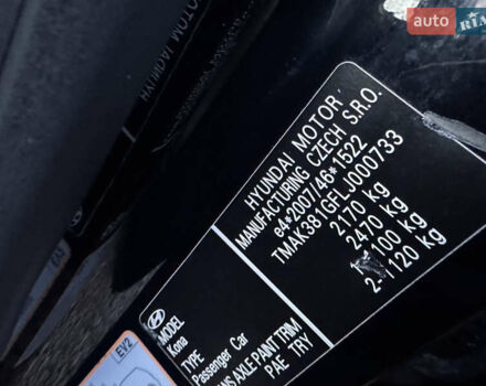 Черный Хендай Kona, объемом двигателя 0 л и пробегом 140 тыс. км за 17900 $, фото 64 на Automoto.ua