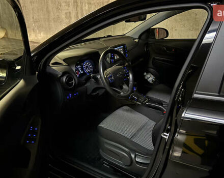 Чорний Хендай Kona, об'ємом двигуна 2 л та пробігом 31 тис. км за 18500 $, фото 6 на Automoto.ua