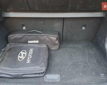 Черный Хендай Kona, объемом двигателя 0 л и пробегом 102 тыс. км за 17999 $, фото 8 на Automoto.ua