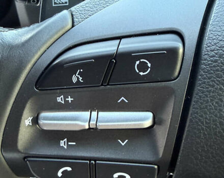 Черный Хендай Kona, объемом двигателя 0 л и пробегом 137 тыс. км за 16800 $, фото 20 на Automoto.ua