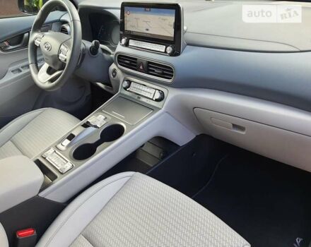 Черный Хендай Kona, объемом двигателя 0 л и пробегом 34 тыс. км за 20500 $, фото 11 на Automoto.ua