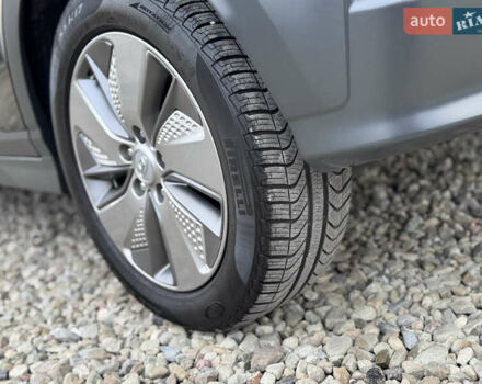 Черный Хендай Kona, объемом двигателя 0 л и пробегом 140 тыс. км за 17900 $, фото 10 на Automoto.ua