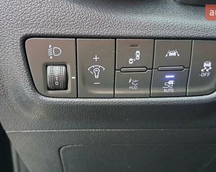 Черный Хендай Kona, объемом двигателя 0 л и пробегом 102 тыс. км за 17999 $, фото 17 на Automoto.ua