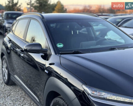 Черный Хендай Kona, объемом двигателя 0 л и пробегом 84 тыс. км за 17789 $, фото 20 на Automoto.ua