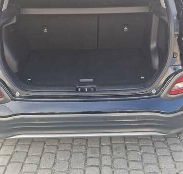 Черный Хендай Kona, объемом двигателя 0 л и пробегом 49 тыс. км за 17699 $, фото 11 на Automoto.ua