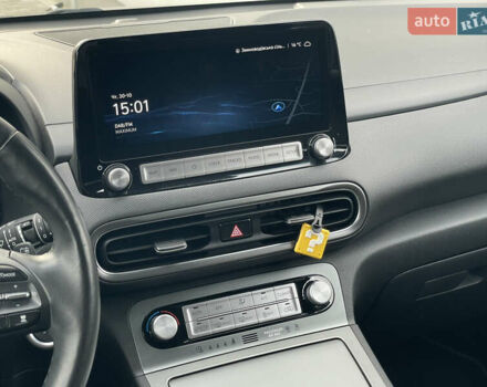 Черный Хендай Kona, объемом двигателя 0 л и пробегом 34 тыс. км за 19800 $, фото 54 на Automoto.ua