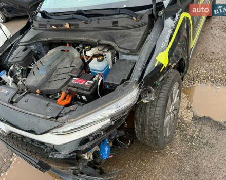 Чорний Хендай Kona, об'ємом двигуна 0 л та пробігом 48 тис. км за 11800 $, фото 3 на Automoto.ua