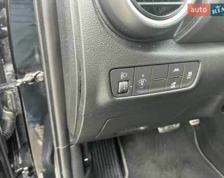 Чорний Хендай Kona, об'ємом двигуна 0 л та пробігом 41 тис. км за 17500 $, фото 24 на Automoto.ua