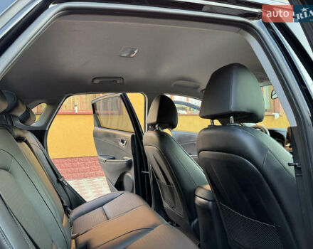 Черный Хендай Kona, объемом двигателя 0 л и пробегом 70 тыс. км за 16499 $, фото 25 на Automoto.ua