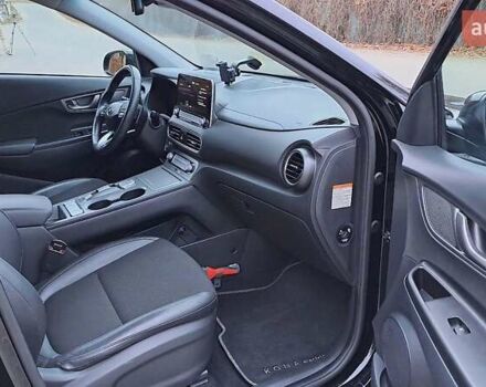 Черный Хендай Kona, объемом двигателя 0 л и пробегом 102 тыс. км за 17999 $, фото 14 на Automoto.ua