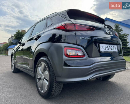 Черный Хендай Kona, объемом двигателя 0 л и пробегом 101 тыс. км за 15500 $, фото 11 на Automoto.ua