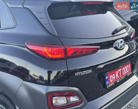 Черный Хендай Kona, объемом двигателя 0 л и пробегом 84 тыс. км за 17789 $, фото 9 на Automoto.ua