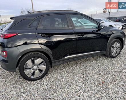 Черный Хендай Kona, объемом двигателя 0 л и пробегом 140 тыс. км за 17900 $, фото 17 на Automoto.ua