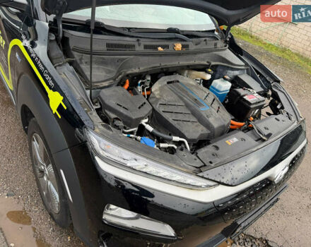 Чорний Хендай Kona, об'ємом двигуна 0 л та пробігом 48 тис. км за 11800 $, фото 17 на Automoto.ua