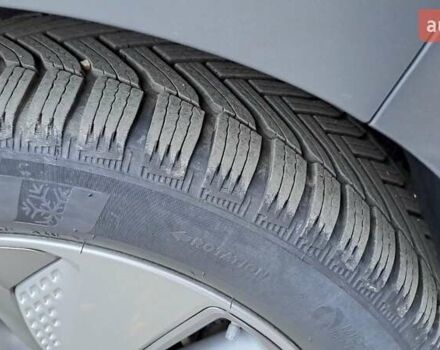 Черный Хендай Kona, объемом двигателя 0 л и пробегом 102 тыс. км за 17999 $, фото 26 на Automoto.ua