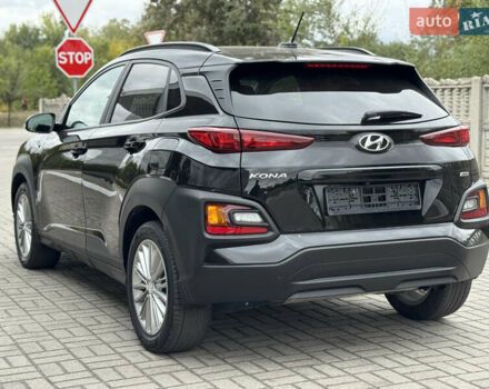 Чорний Хендай Kona, об'ємом двигуна 2 л та пробігом 80 тис. км за 16950 $, фото 7 на Automoto.ua