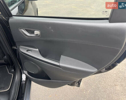 Чорний Хендай Kona, об'ємом двигуна 0 л та пробігом 41 тис. км за 17500 $, фото 28 на Automoto.ua