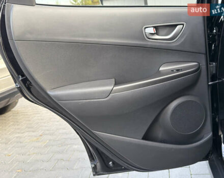 Черный Хендай Kona, объемом двигателя 0 л и пробегом 137 тыс. км за 16800 $, фото 33 на Automoto.ua