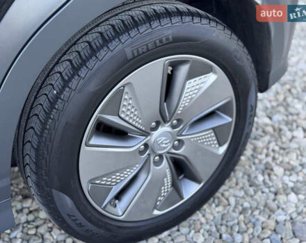 Черный Хендай Kona, объемом двигателя 0 л и пробегом 84 тыс. км за 17789 $, фото 25 на Automoto.ua