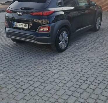 Черный Хендай Kona, объемом двигателя 0 л и пробегом 49 тыс. км за 17699 $, фото 6 на Automoto.ua