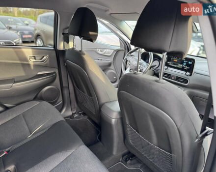 Черный Хендай Kona, объемом двигателя 0 л и пробегом 140 тыс. км за 17900 $, фото 55 на Automoto.ua