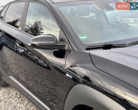 Черный Хендай Kona, объемом двигателя 0 л и пробегом 140 тыс. км за 17900 $, фото 24 на Automoto.ua