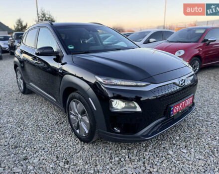 Черный Хендай Kona, объемом двигателя 0 л и пробегом 84 тыс. км за 17789 $, фото 18 на Automoto.ua