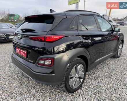 Черный Хендай Kona, объемом двигателя 0 л и пробегом 140 тыс. км за 17900 $, фото 15 на Automoto.ua