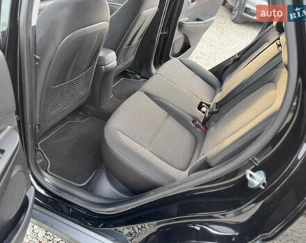 Черный Хендай Kona, объемом двигателя 0 л и пробегом 140 тыс. км за 17900 $, фото 46 на Automoto.ua