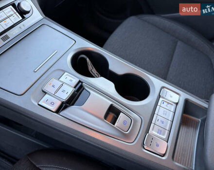 Черный Хендай Kona, объемом двигателя 0 л и пробегом 84 тыс. км за 17789 $, фото 35 на Automoto.ua