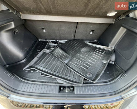 Чорний Хендай Kona, об'ємом двигуна 0 л та пробігом 100 тис. км за 16999 $, фото 33 на Automoto.ua