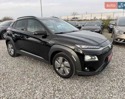 Черный Хендай Kona, объемом двигателя 0 л и пробегом 140 тыс. км за 17900 $, фото 23 на Automoto.ua