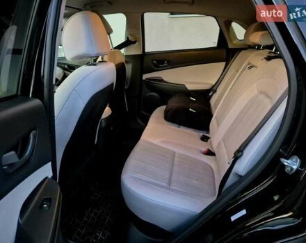 Черный Хендай Kona, объемом двигателя 2 л и пробегом 10 тыс. км за 22000 $, фото 8 на Automoto.ua