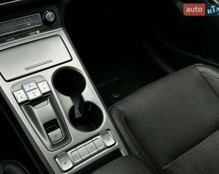 Черный Хендай Kona, объемом двигателя 0 л и пробегом 56 тыс. км за 8200 $, фото 18 на Automoto.ua