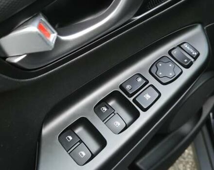 Черный Хендай Kona, объемом двигателя 0 л и пробегом 141 тыс. км за 18350 $, фото 14 на Automoto.ua