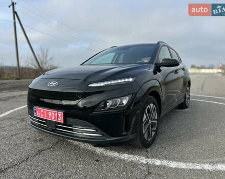 Черный Хендай Kona, объемом двигателя 0 л и пробегом 61 тыс. км за 18100 $, фото 6 на Automoto.ua