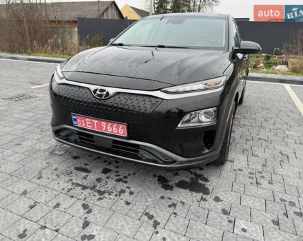 Черный Хендай Kona, объемом двигателя 0 л и пробегом 82 тыс. км за 15300 $, фото 7 на Automoto.ua