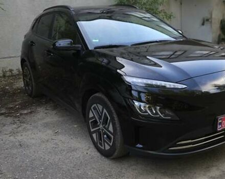 Черный Хендай Kona, объемом двигателя 0 л и пробегом 141 тыс. км за 18350 $, фото 1 на Automoto.ua