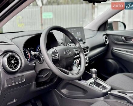 Черный Хендай Kona, объемом двигателя 2 л и пробегом 37 тыс. км за 16900 $, фото 21 на Automoto.ua